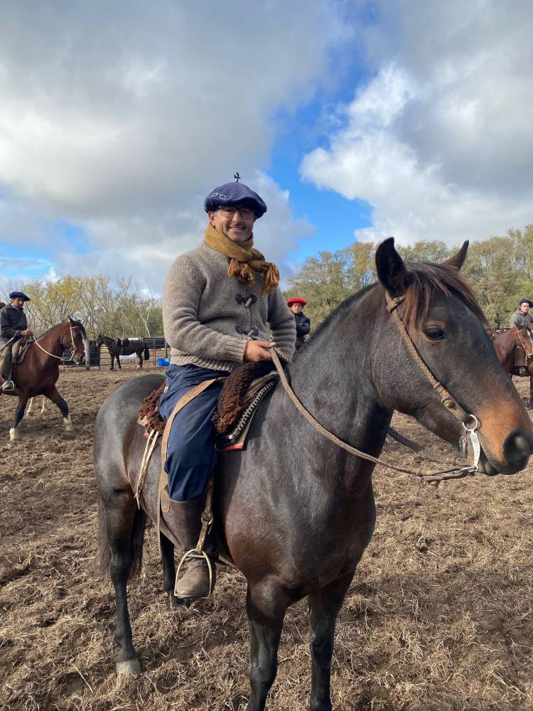 Se inauguró la pista de paleteada en la Sociedad Rural de Coronel Suárez.
