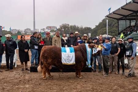 Hizo historia en Palermo: Limangus logró el “1-2” en la prueba que mide la mejor calidad de carne