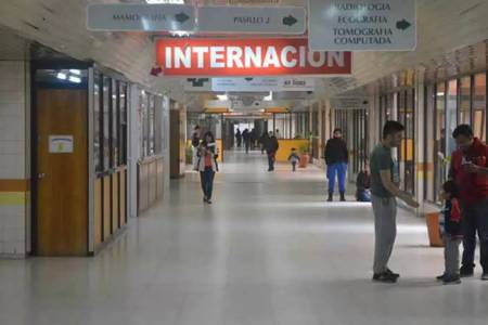 Médicos del Penna no toman turnos para nuevas operaciones