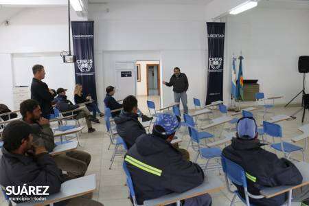 Ambiente/arbolado público: trabajo en conjunto con funcionarios de la Dirección Provincial de Desarrollo Forestal del Ministerio de Desarrollo Agrario