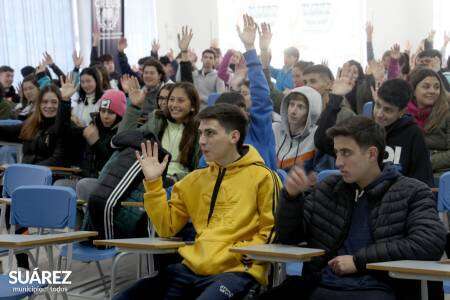 Inspección y Tránsito: capacitaron a jóvenes y docentes del nivel secundario en Seguridad Vial
