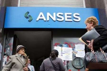 Jubilados aumento y bono: Massa y Raverta anunciaron suba del 15% y refuerzo de $ 7000 por tres meses