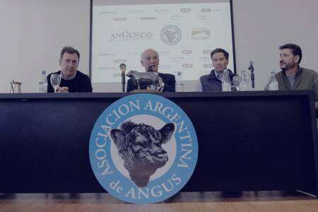 Bustillo: “En Olavarría se podrá ver el mundo Angus”