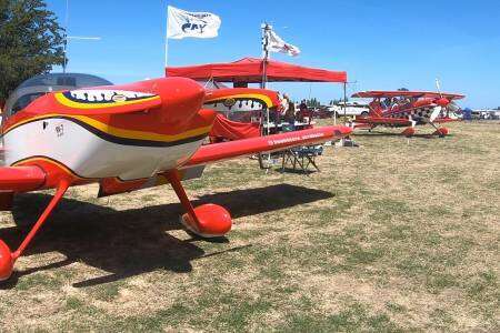 El Aeroclub Coronel Suárez estuvo acompañando los festejos  en Carhué