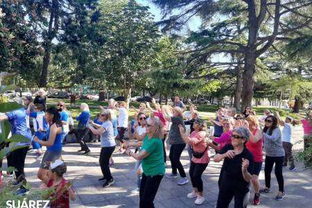 Personas Mayores: Gran participación de la comunidad en la jornada recreativa que se realizó en la Plaza San Martín