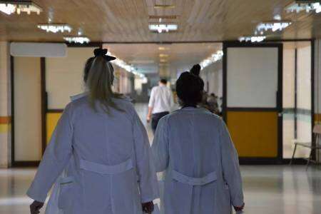 Beba maltratada: hermana del sospechoso salió en su defensa