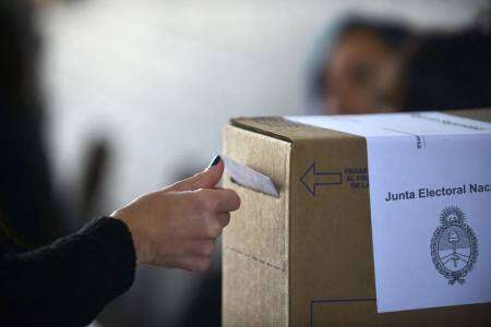 El calendario electoral 2023 que la política ya mira de reojo