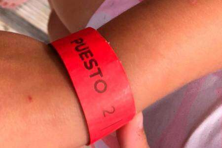 Darán pulseras para facilitar la ubicación de niños perdidos en playas de Monte Hermoso 