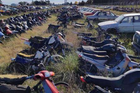 Comenzará la compactación y destrucción de autos y motos secuestrados