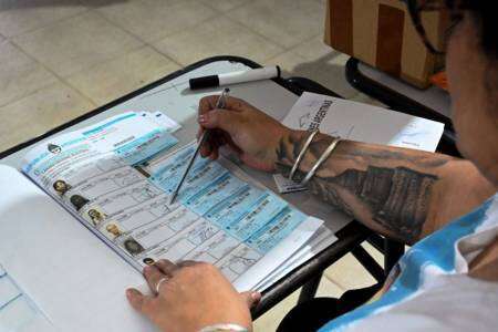 Multa por no votar en las PASO 2023: de cuánto es y cómo es el trámite para pagarla