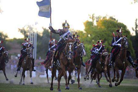 Camino al Bicentenario de la Batalla de Junín (1824-2024) - Valores que inculcara San Martín en el Regimiento de Granaderos