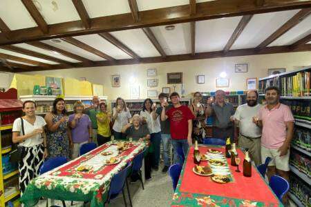 La Biblioteca Popular Infantil cerró el año festejando "estar de pie"