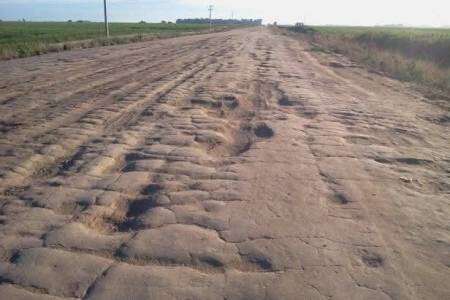 LA INTERMINABLE RUTA DEL CEREAL: FALTA EL ÚLTIMO TRAMO, PERO LA EMPRESA SE FUE CON SUS MÁQUINAS Y DESPIDIÓ TRABAJADORES