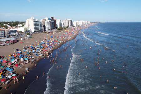 Monte Hermoso cerró enero con una ocupación promedio de 89%