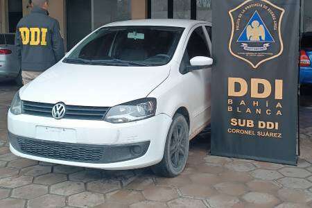 SDDI SUÁREZ secuestró un vehículo Volkswagen Fox