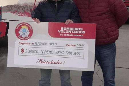 Bomberos entregó el premio mayor de su bono contribución