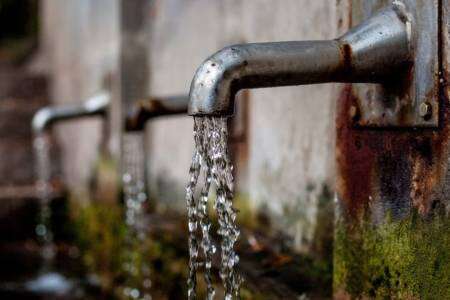 Detectan las regiones de Argentina con más arsénico en el agua: los riesgos para la salud