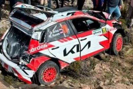 Tragedia en el automovilismo- “El gran problema es que la gente se mueve después de que pasan los autos de seguridad”