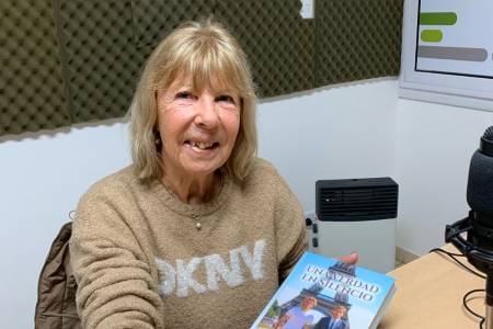 Cristina Adassus presenta “Una verdad en silencio”. “Siempre hay que ir tras los sueños”