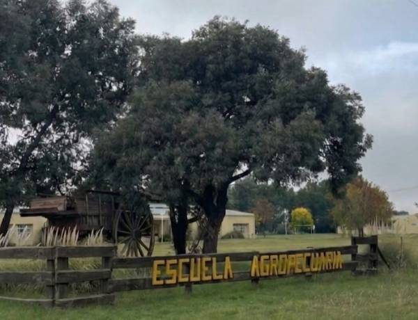 Gran inauguración en la Escuela Agropecuaria