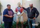Tras los daños sufridos: la escultura de Juan Carlos Harriott ya está en el estudio del artista Eduardo Noé en escobar