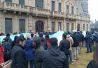 Municipales de la región marcharon a la plaza y expresaron su postura en el marco del conflicto entre el Ejecutivo y los trabajadores suarenses