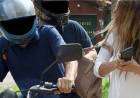 En la zona del Penna: motochorros atacaron a una mujer y le robaron la mochila 