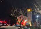 Se desnudó en el altar de una iglesia, dañó la estatua de un santo y quiso incendiar todo