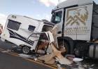 Se desprendió una casilla e impactó contra un camión en la Ruta 51