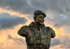 “Esta escultura nos va a trascender a todos. Ahora cobra vida propia, tiene una misión”