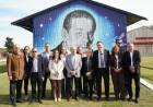 Un emotivo homenaje al Dr. René Favaloro en el pueblo que le marcó la vida
